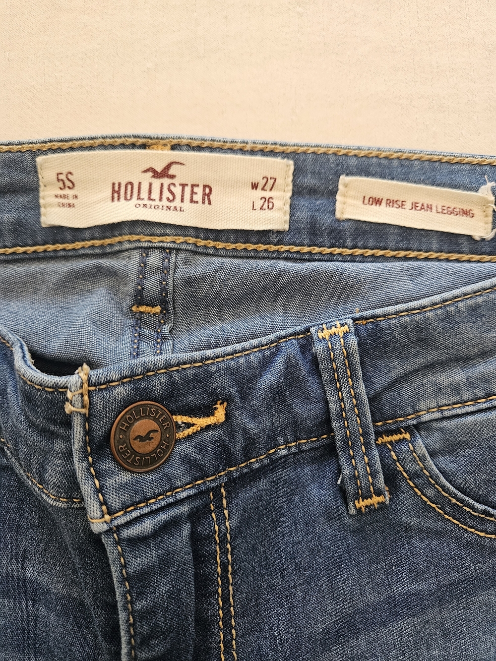 Hollister Low Rise Jean Legging - Blue Denim- Size Small 27 X 26
